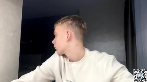 Snapshot of echowraith chatting on December 4, 2025, 2:37 pm echowraith online show from December 4, 2025, 2:37 pm