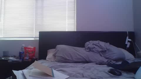 eclipticice94 online show from September 18, 2025, 12:34 am