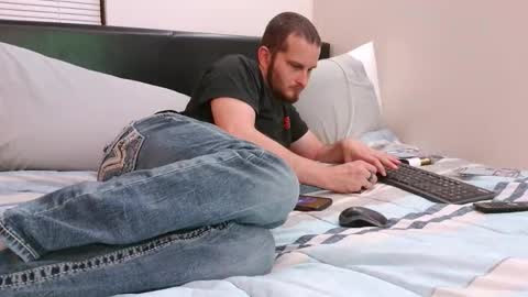 eclipticice94 online show from November 26, 2025, 4:24 am