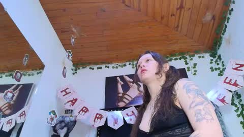 Snapshot of eda_bonne chatting on October 27, 2025, 12:20 pm Edda online show from October 27, 2025, 12:20 pm