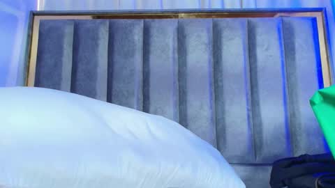 Snapshot of eda_bonne chatting on November 20, 2025, 1:22 pm Edda online show from November 20, 2025, 1:22 pm