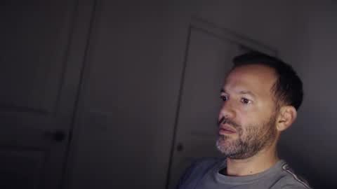 EdgeM online show from November 29, 2025, 1:52 am