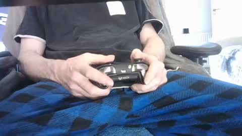 Snapshot of edged_biker chatting on February 17, 2025, 2:48 pm edged biker online show from February 17, 2025, 2:48 pm