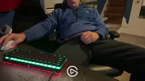 Snapshot of edgemeallnight chatting on December 11, 2024, 11:43 pm edgemeallnight online show from December 11, 2024, 11:43 pm