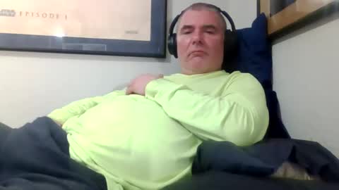 Snapshot of edmondwherever chatting on October 23, 2025, 2:44 am EdmondWherever online show from October 23, 2025, 2:44 am
