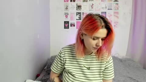 Snapshot of edna_dana chatting on December 29, 2024, 7:32 pm Edna online show from December 29, 2024, 7:32 pm