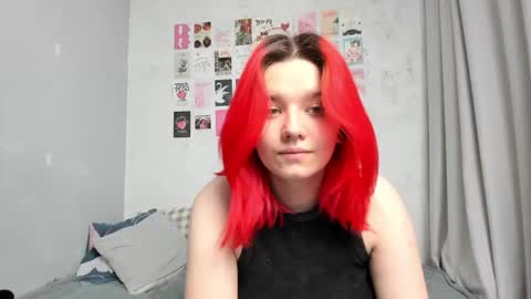 Snapshot of edna_dana chatting on January 18, 2025, 6:32 pm Edna online show from January 18, 2025, 6:32 pm