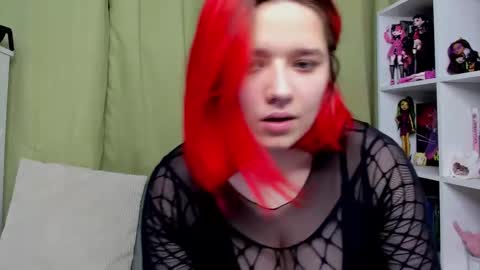 Snapshot of edna_dana chatting on September 19, 2025, 7:25 pm Edna online show from September 19, 2025, 7:25 pm