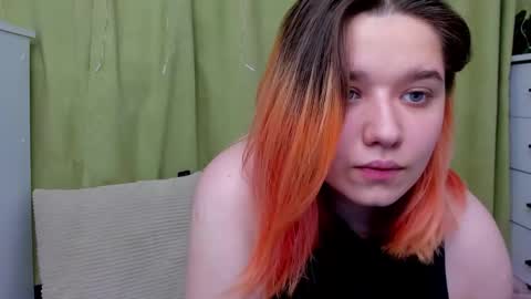 Snapshot of edna_dana chatting on December 20, 2025, 6:48 pm Edna online show from December 20, 2025, 6:48 pm