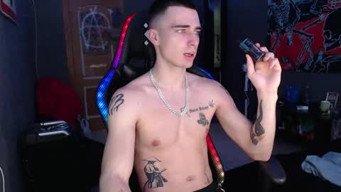 Eduar online show from December 29, 2024, 12:12 pm