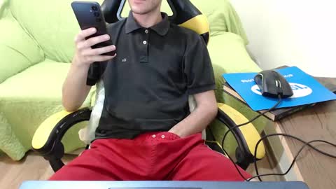 eduardobrain7 online show from November 24, 2025, 7:52 am