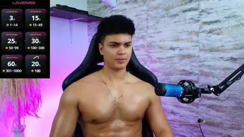 Snapshot of edward__clarck chatting on February 3, 2025, 3:53 am EDWARD CLARCK online show from February 3, 2025, 3:53 am