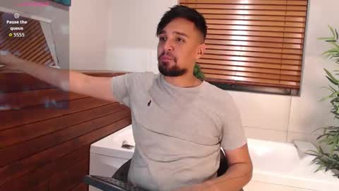 Eduardo online show from September 24, 2025, 3:21 am