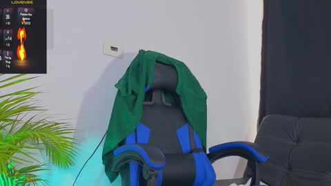 Edward Ross online show from October 14, 2025, 8:42 pm