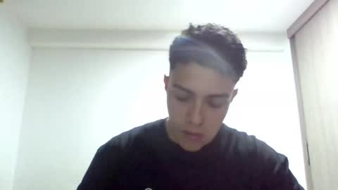 Snapshot of edwisalvatore chatting on December 6, 2024, 12:45 am edwisalvatore online show from December 6, 2024, 12:45 am