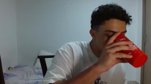 Snapshot of edwisalvatore chatting on January 8, 2025, 3:19 am edwisalvatore online show from January 8, 2025, 3:19 am