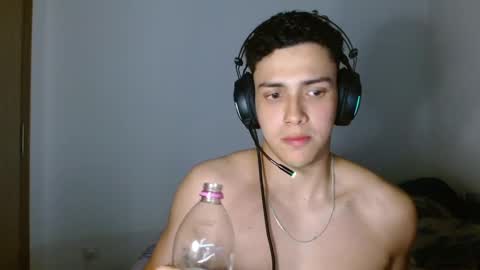 Snapshot of edwisalvatore chatting on January 10, 2025, 4:33 am edwisalvatore online show from January 10, 2025, 4:33 am