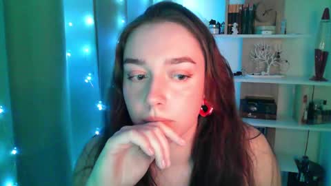 Snapshot of effie_balconii chatting on January 30, 2025, 1:42 pm effie_balconii online show from January 30, 2025, 1:42 pm