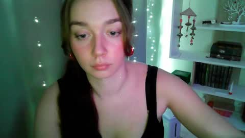 Snapshot of effie_balconii chatting on February 9, 2025, 6:26 pm effie_balconii online show from February 9, 2025, 6:26 pm