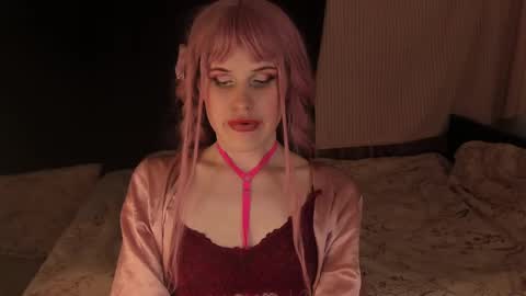 Effie Mur online show from December 18, 2024, 11:19 pm