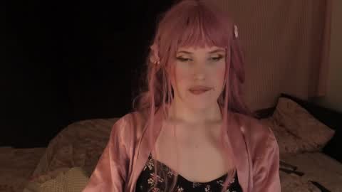 Effie Mur online show from December 24, 2024, 3:58 pm