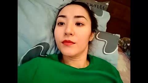 Snapshot of effy007 chatting on December 17, 2024, 8:56 am Effy online show from December 17, 2024, 8:56 am