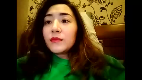 Snapshot of effy007 chatting on January 1, 2025, 4:50 pm Effy online show from January 1, 2025, 4:50 pm