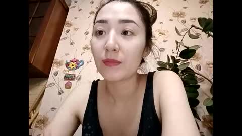 Snapshot of effy007 chatting on February 9, 2025, 8:02 pm Effy online show from February 9, 2025, 8:02 pm