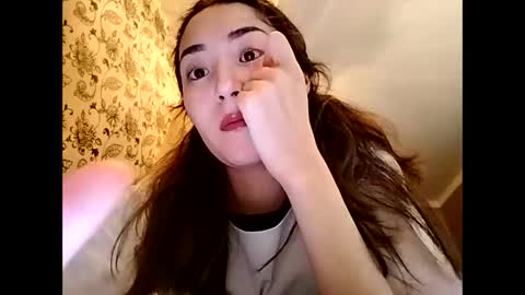 Snapshot of effy007 chatting on September 15, 2025, 1:11 pm Effy online show from September 15, 2025, 1:11 pm