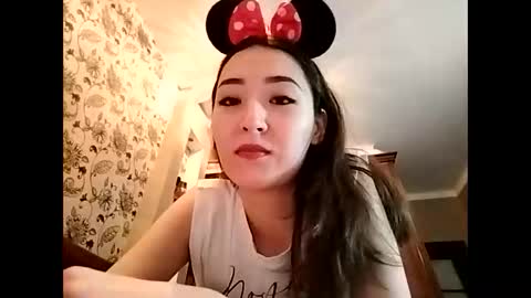 Snapshot of effy007 chatting on October 29, 2025, 1:35 pm Effy online show from October 29, 2025, 1:35 pm