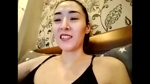 Snapshot of effy007 chatting on November 20, 2025, 2:06 pm Effy online show from November 20, 2025, 2:06 pm