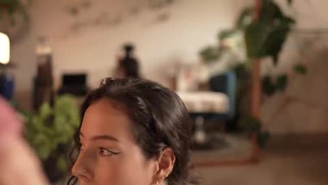 Effy online show from November 15, 2025, 6:15 pm