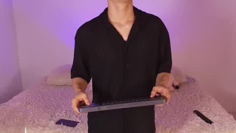 Snapshot of eiden_blake chatting on November 21, 2025, 12:59 pm Eiden Blake online show from November 21, 2025, 12:59 pm