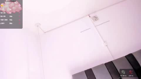 Snapshot of eileen_tanihara chatting on October 31, 2025, 5:19 am eileenn tanihara online show from October 31, 2025, 5:19 am