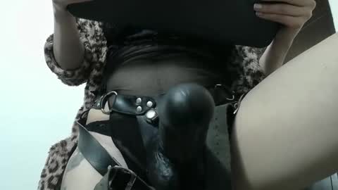 Eileen online show from February 23, 2025, 7:38 pm