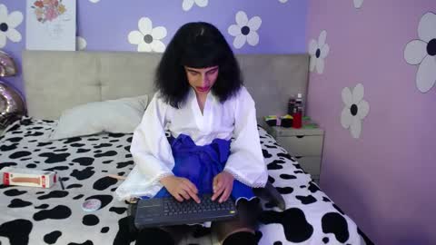 Eimyflorian online show from February 28, 2025, 11:36 am