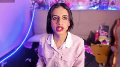 Eimyflorian online show from November 11, 2025, 11:54 am