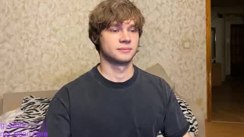 Eitan online show from December 3, 2025, 8:07 pm