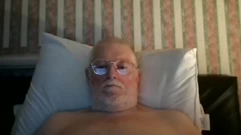 Snapshot of eketman1964 chatting on September 9, 2025, 10:09 pm eketman1964 online show from September 9, 2025, 10:09 pm