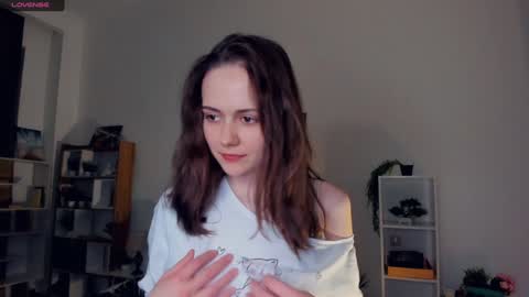 Snapshot of el1s_well chatting on January 23, 2025, 8:24 pm Elis 3 online show from January 23, 2025, 8:24 pm