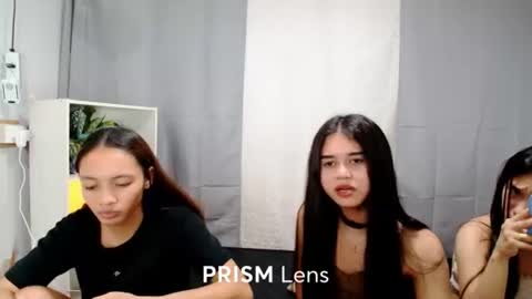 Jane online show from October 26, 2025, 12:33 pm