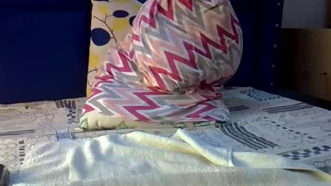 Snapshot of el_petite chatting on January 3, 2025, 8:54 pm petite online show from January 3, 2025, 8:54 pm