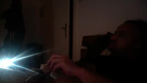 Snapshot of elcretinmo chatting on November 25, 2025, 3:50 am elcretinmo online show from November 25, 2025, 3:50 am