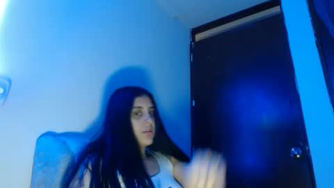 electraweb_09 online show from October 8, 2025, 6:27 pm