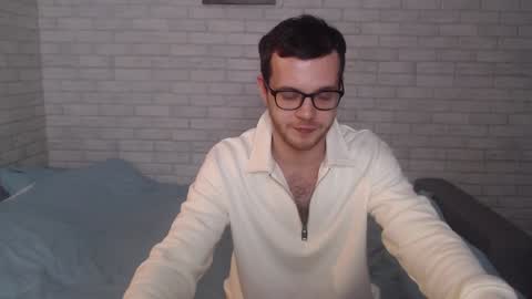 Snapshot of electric_smile chatting on January 19, 2025, 8:41 pm Alex online show from January 19, 2025, 8:41 pm