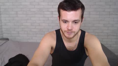 Snapshot of electric_smile chatting on October 13, 2025, 10:48 am Alex online show from October 13, 2025, 10:48 am