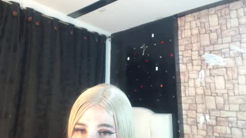 Snapshot of elektra_doll chatting on November 20, 2025, 6:46 am elektra_doll online show from November 20, 2025, 6:46 am