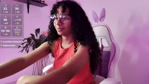Snapshot of elektra_williams chatting on March 11, 2025, 1:37 am elektra_williams online show from March 11, 2025, 1:37 am