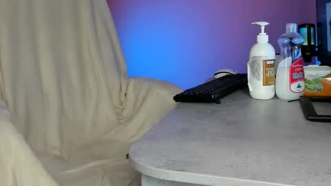 love 3d online show from November 9, 2025, 9:18 am