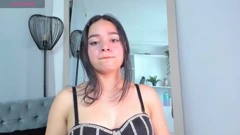 Snapshot of elen_cr chatting on October 7, 2025, 3:47 am Elen CR online show from October 7, 2025, 3:47 am